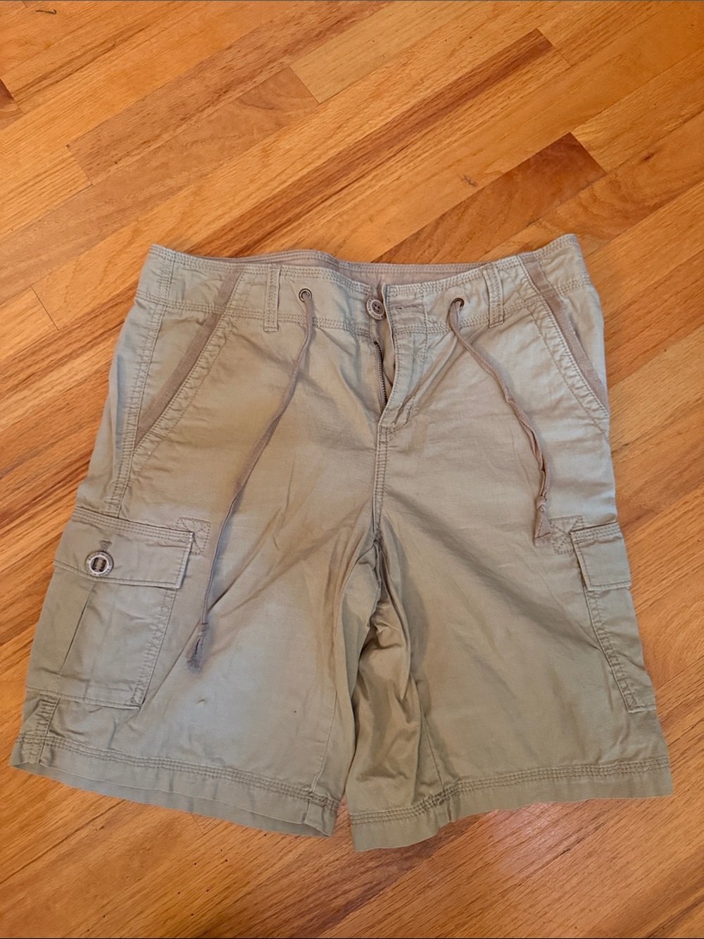 Eddie Bauer Women's Cargo Drawstring Shorts - Light Olive